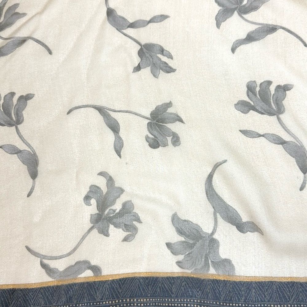 Silk Crepe Square Scarf Taupe Gray Floral Print Hand Rolled 41x41 inches - Picture 11 of 11